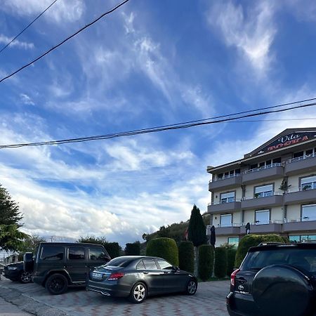 Hotel Vila Toska Piskupat Exteriör bild